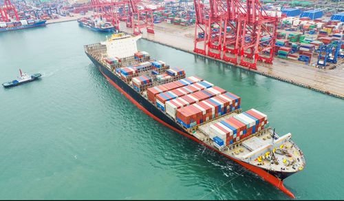 圖片新聞 先報后裝新模式，為港口集裝箱吞吐量注入新增長點，助力貨物進(jìn)出口高效暢通